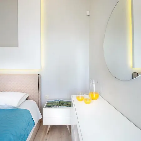 Appartamento Apartment With Rooftop Hot Tub La Canea