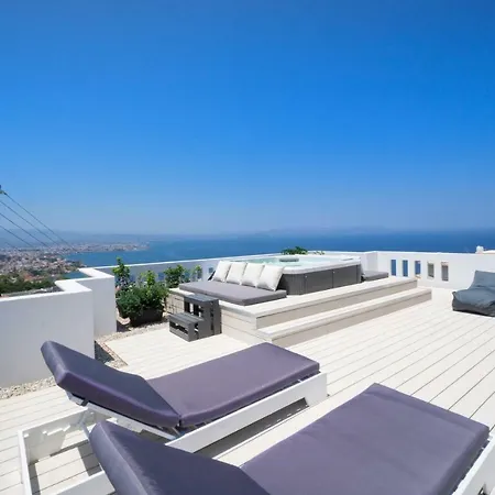 Apartment With Rooftop Hot Tub La Canea