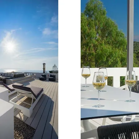 With Rooftop Hot Tub