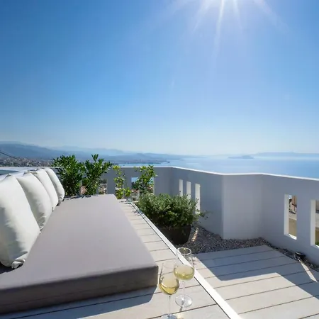 Rooftop Jacuzzi *